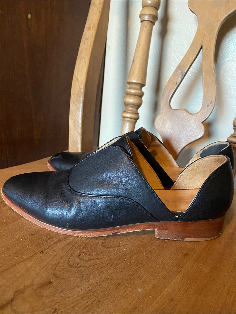 Nisolo  d’Orsay-style oxfords/flats Black Leather Size 6